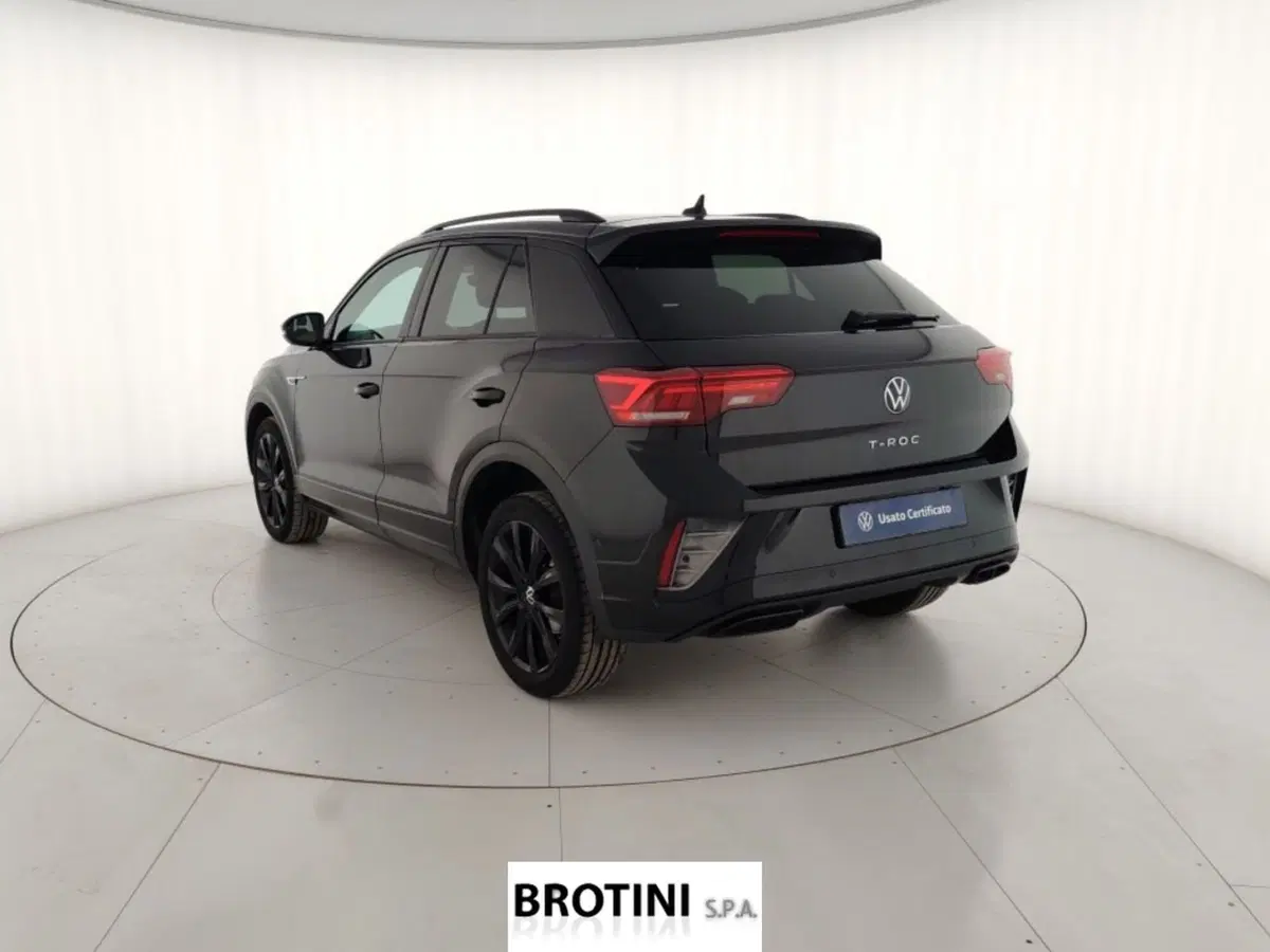 Volkswagen T-Roc usata a Massa-Carrara (2)