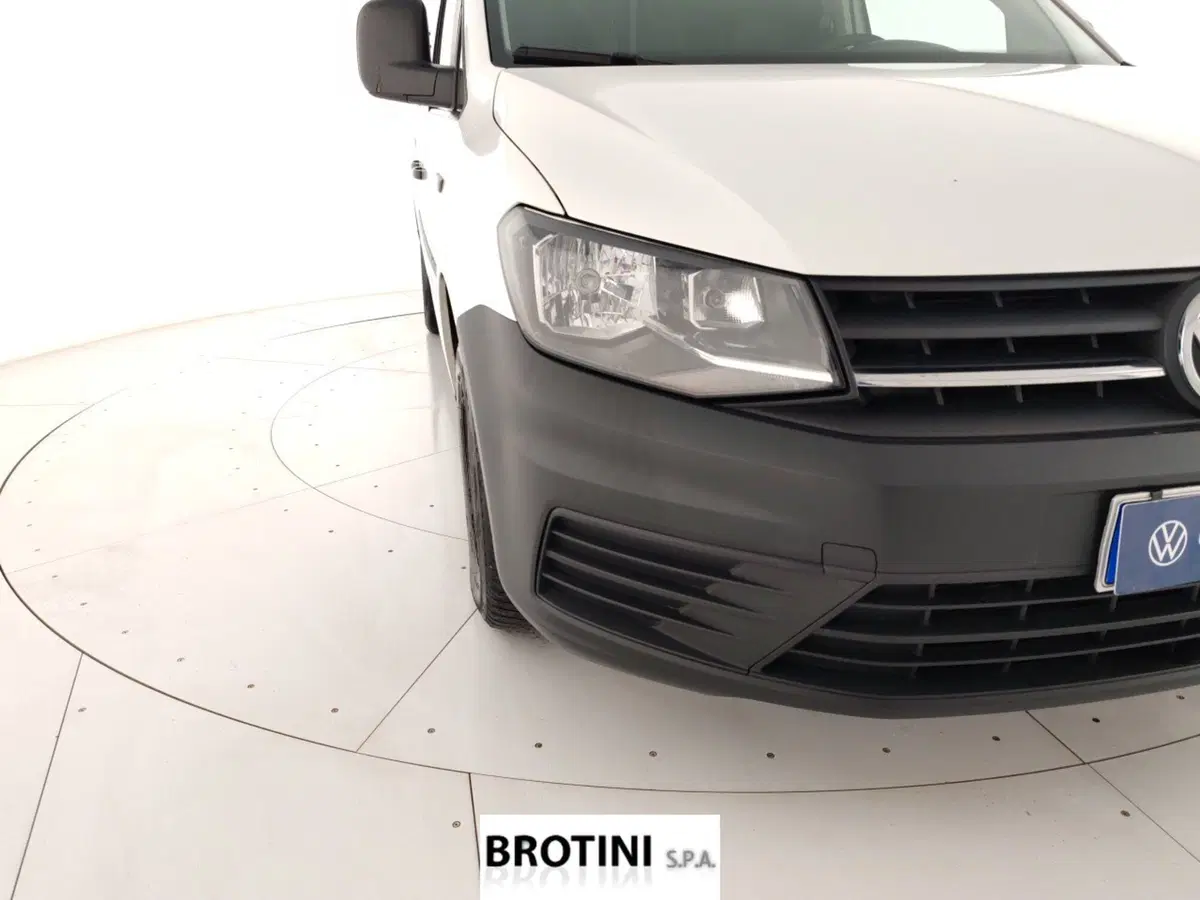 Volkswagen Caddy usata a Massa-Carrara (6)
