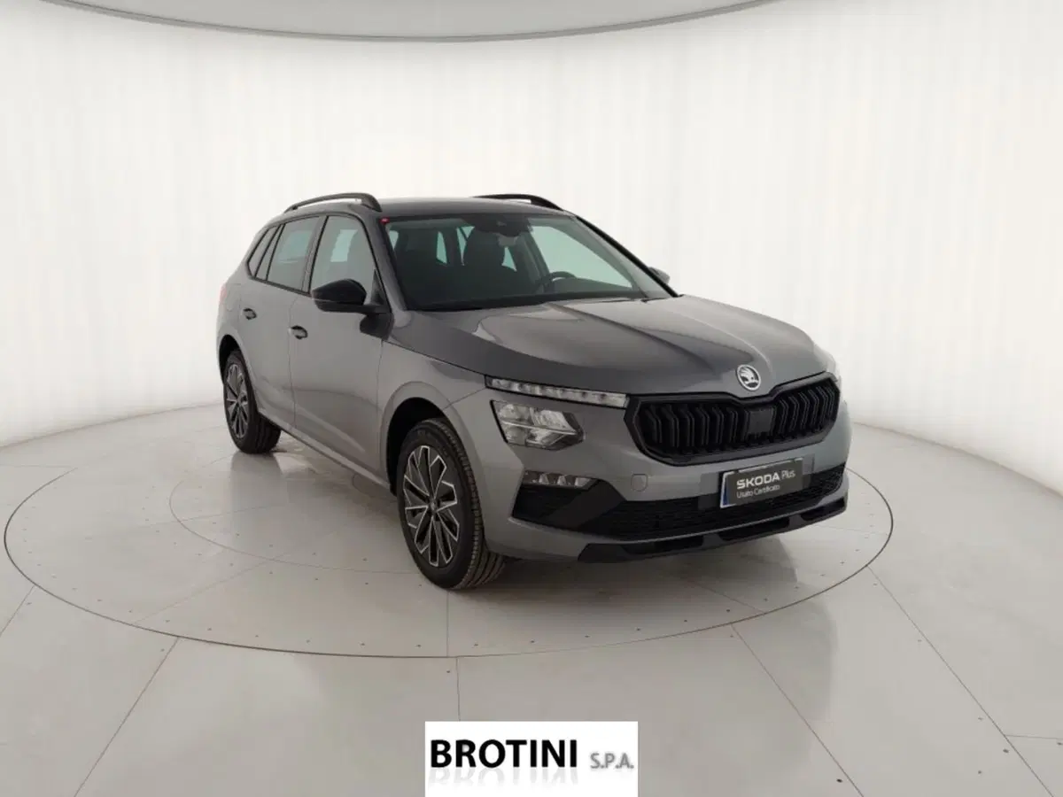 Skoda Kamiq nuova a Massa-Carrara (4)