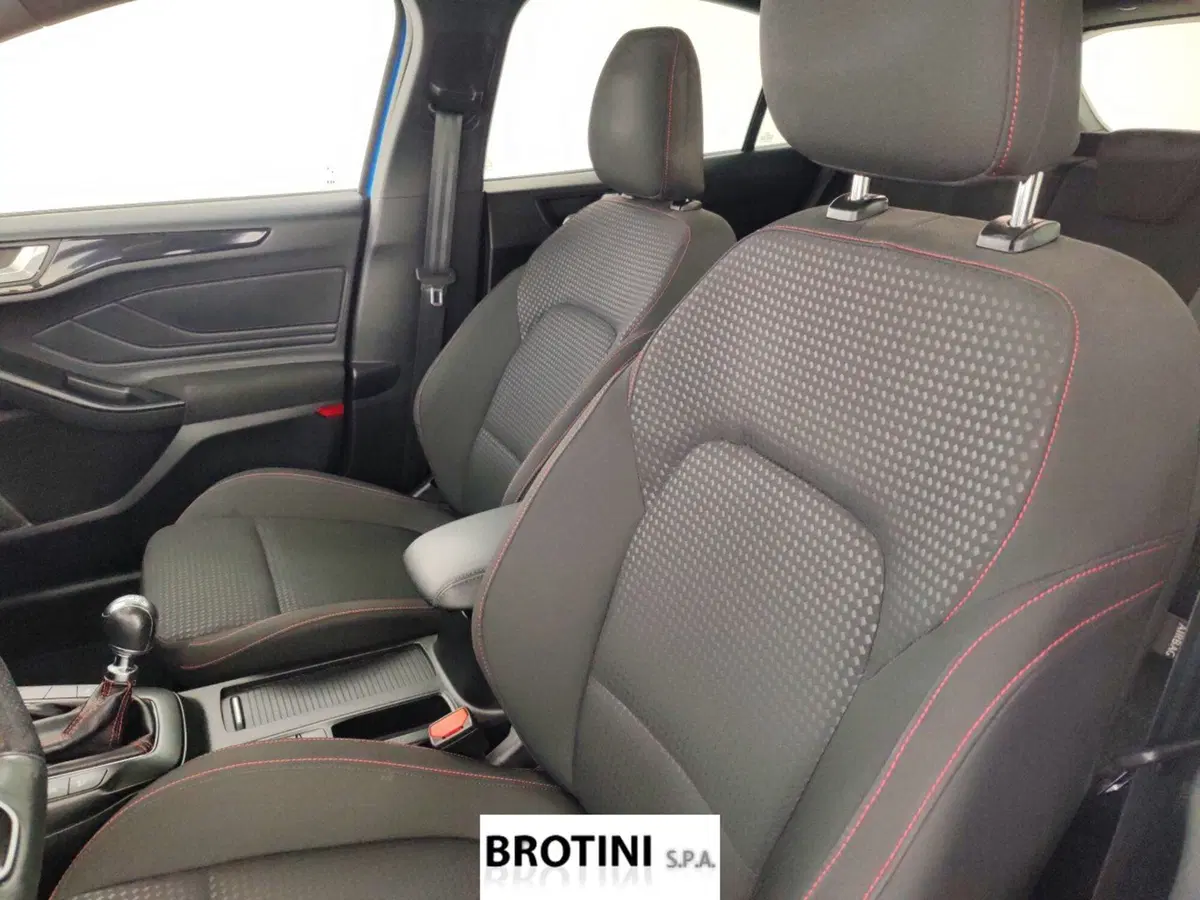 Ford Focus usata a Massa-Carrara (12)