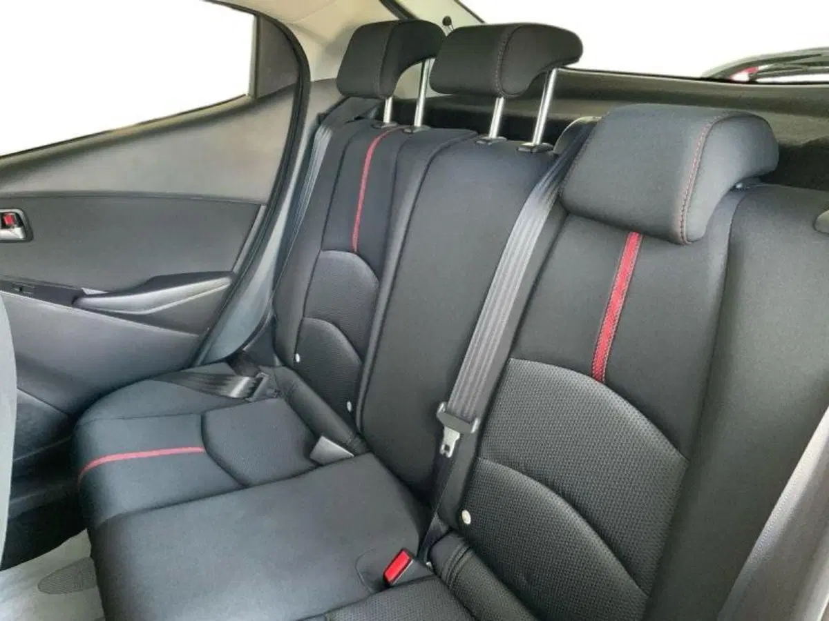 Mazda Mazda2 usata a Perugia (11)