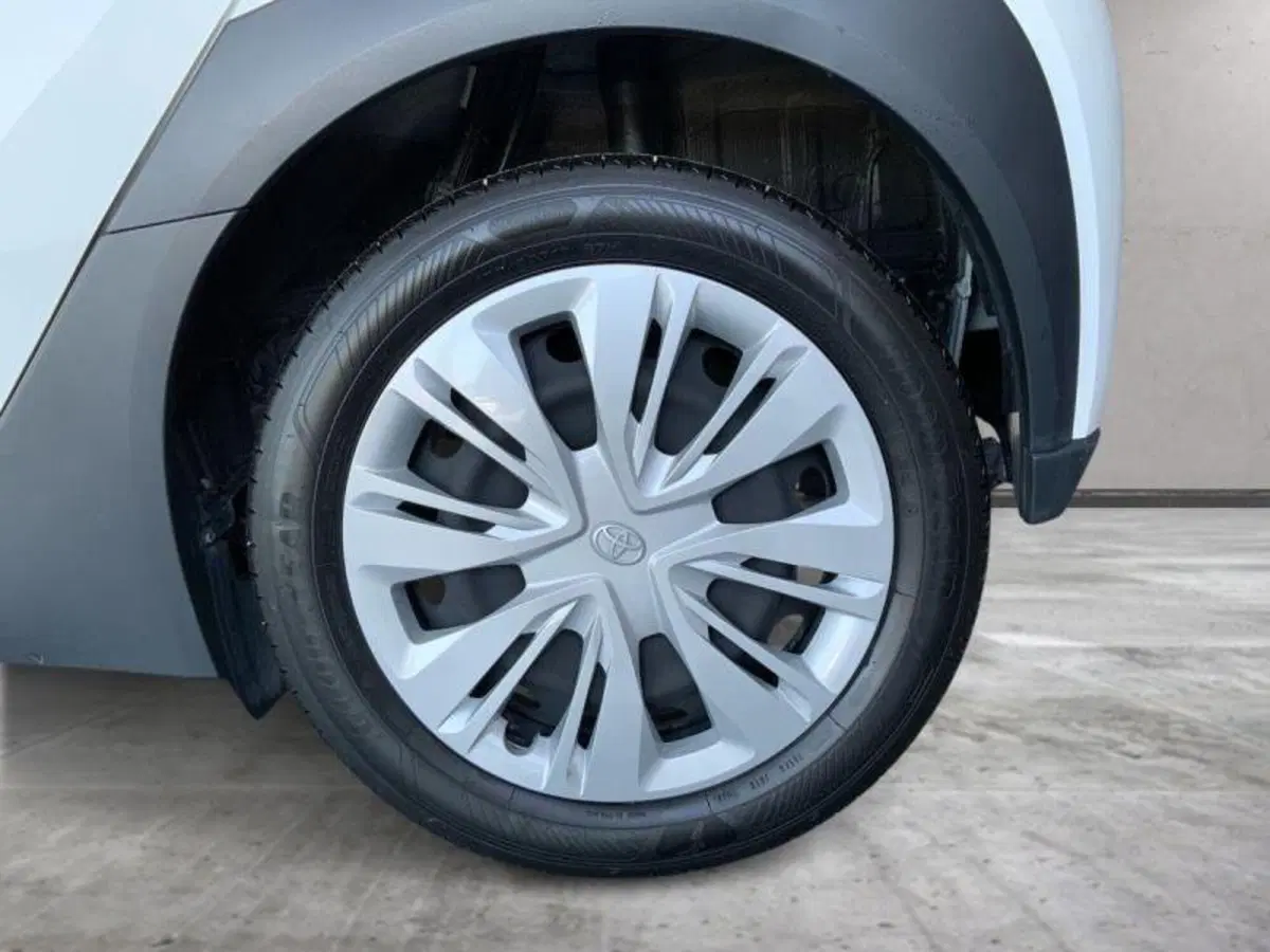 Toyota Aygo X usata a Perugia (15)