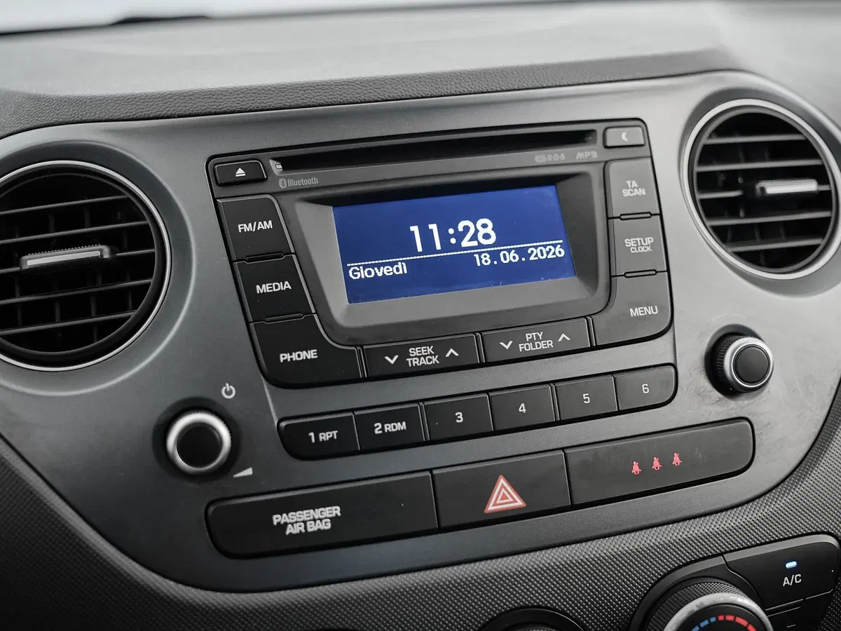 Hyundai i10 usata a Prato (14)