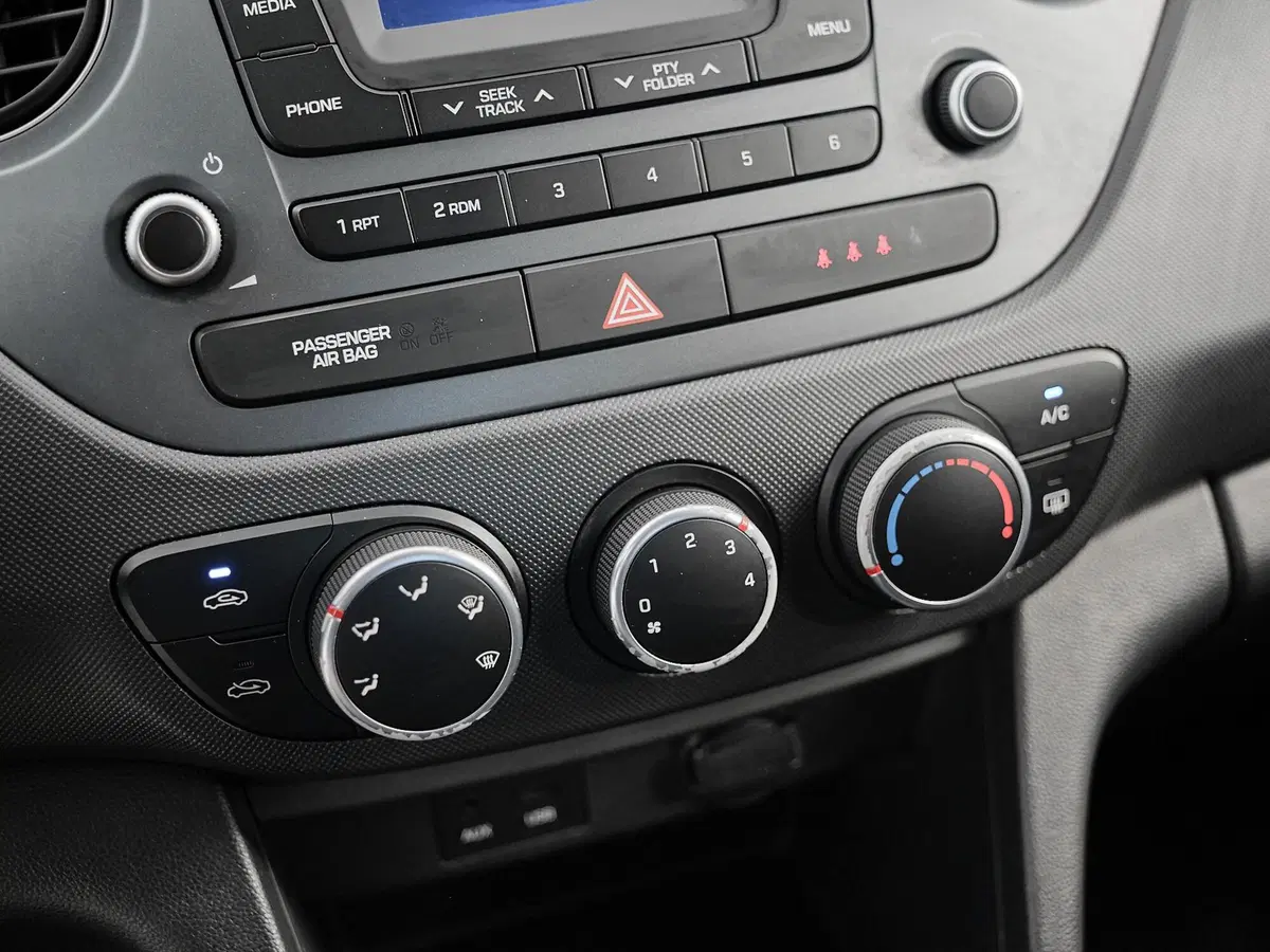 Hyundai i10 usata a Prato (15)