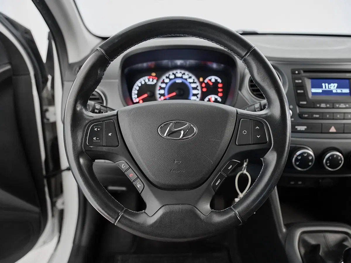Hyundai i10 usata a Prato (9)