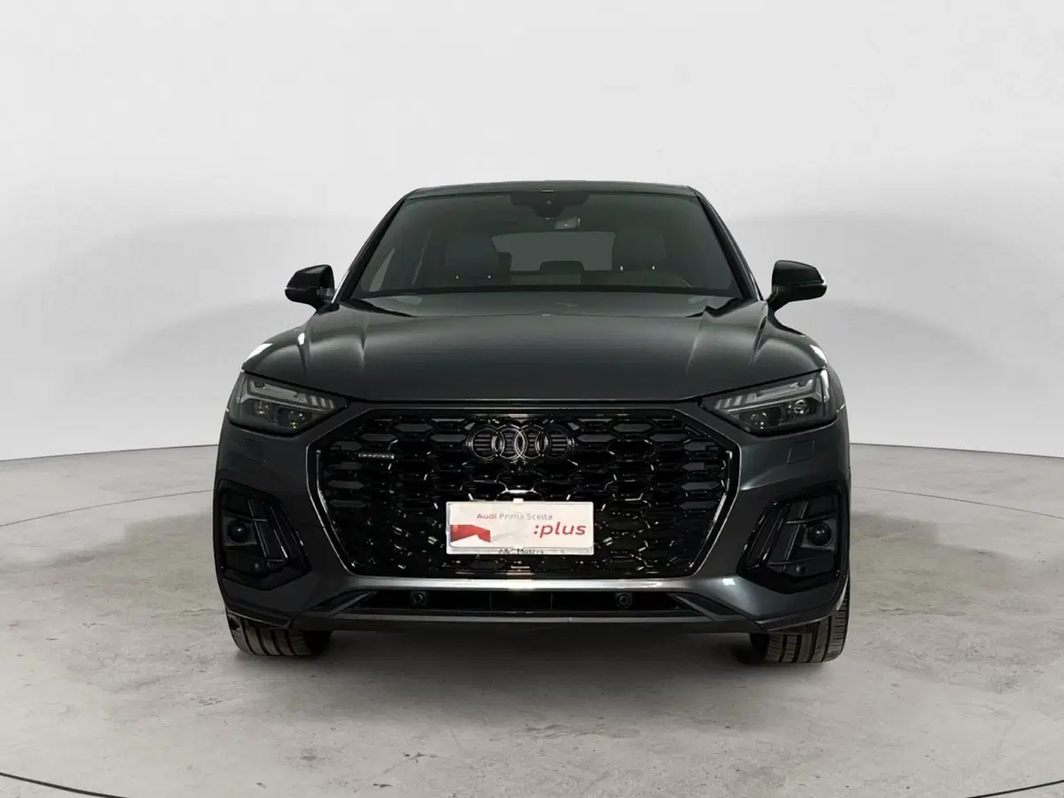 Audi Q5 Sportback usata a Napoli (2)