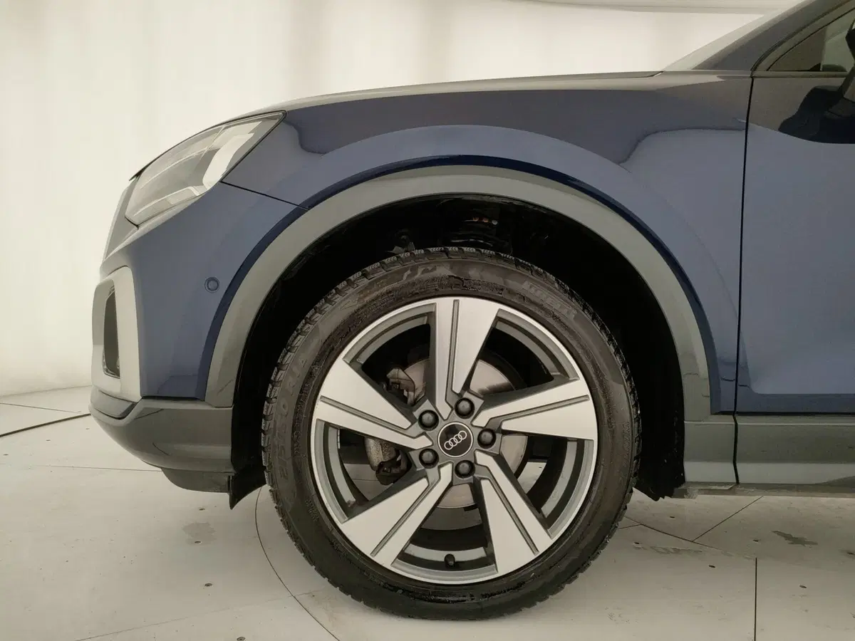 Audi Q2 usata a Napoli (18)