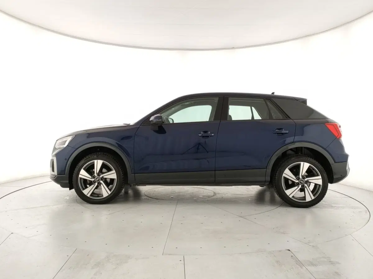 Audi Q2 usata a Napoli (5)
