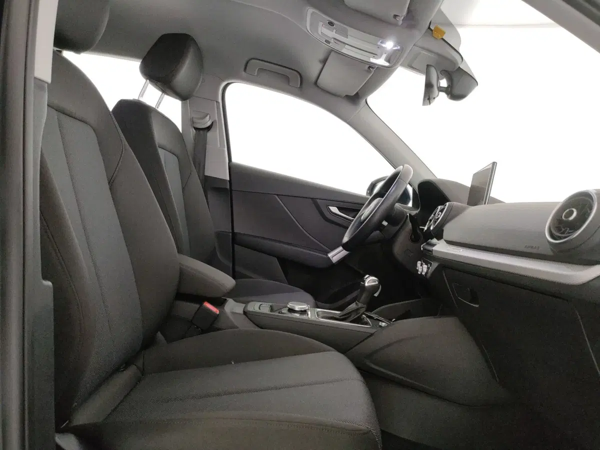 Audi Q2 usata a Napoli (7)