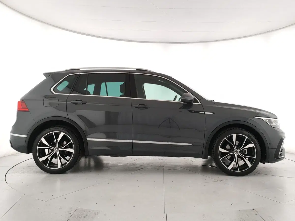 Volkswagen Tiguan usata a Napoli (3)