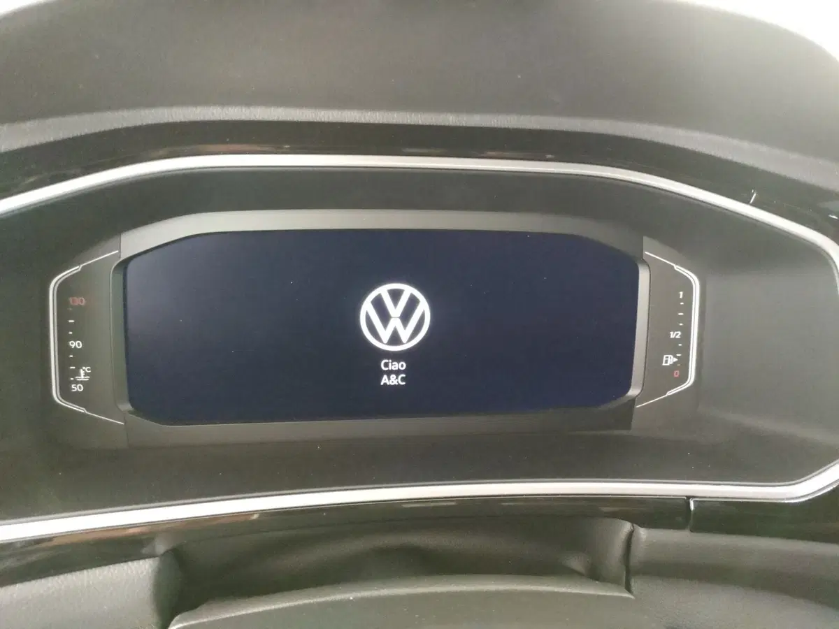 Volkswagen T-Roc usata a Napoli (11)