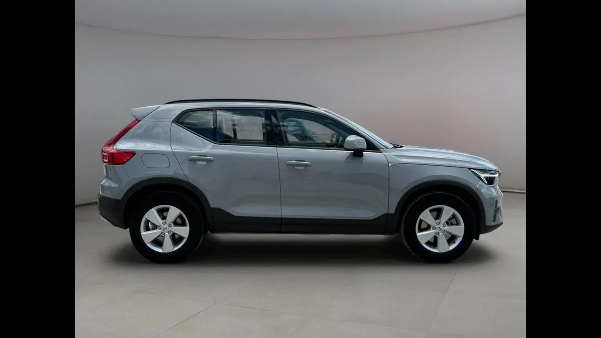 Volvo XC40 usata a Palermo (11)