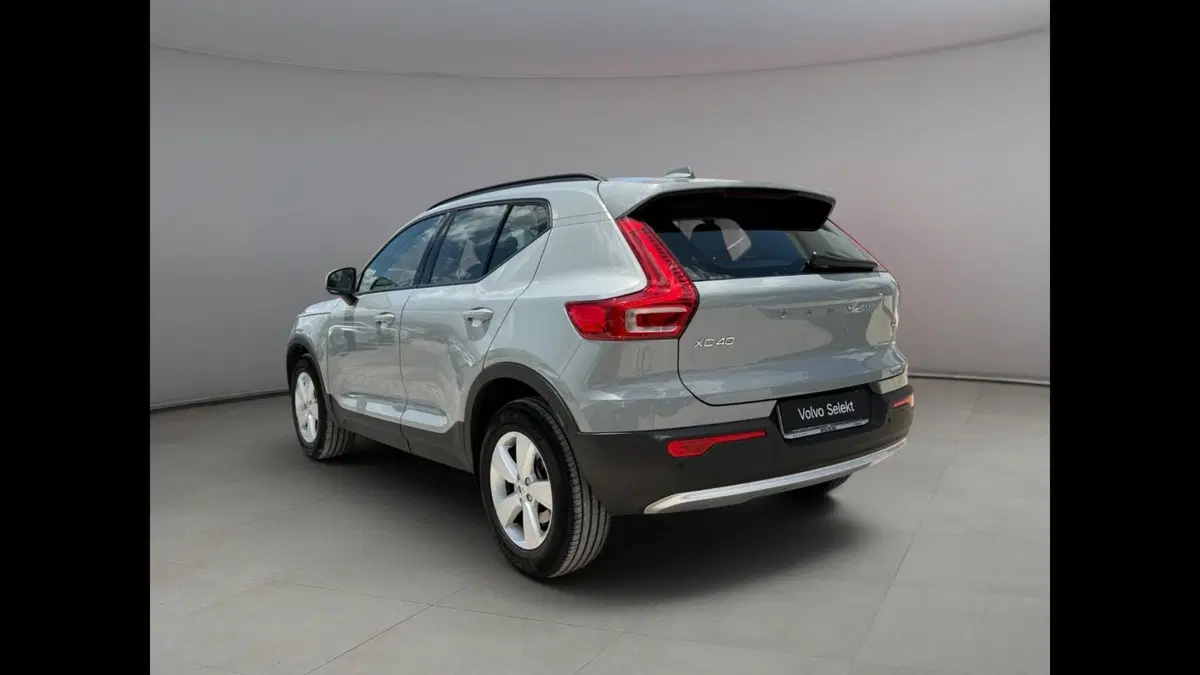 Volvo XC40 usata a Palermo (13)