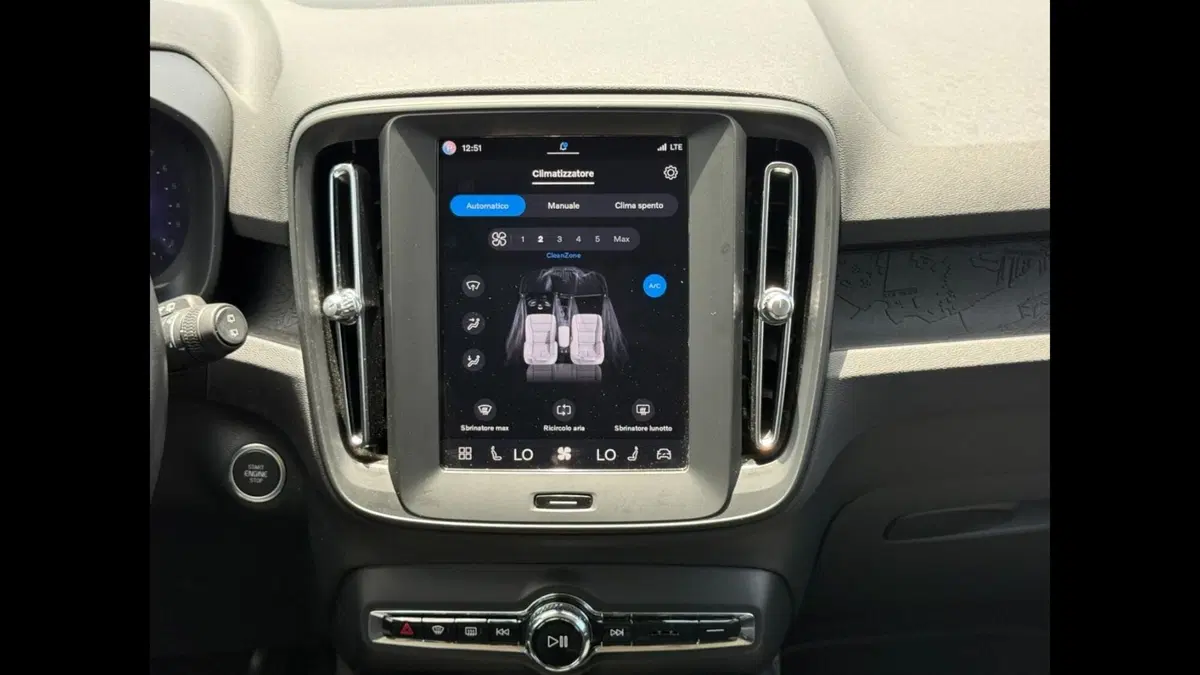 Volvo XC40 usata a Palermo (14)