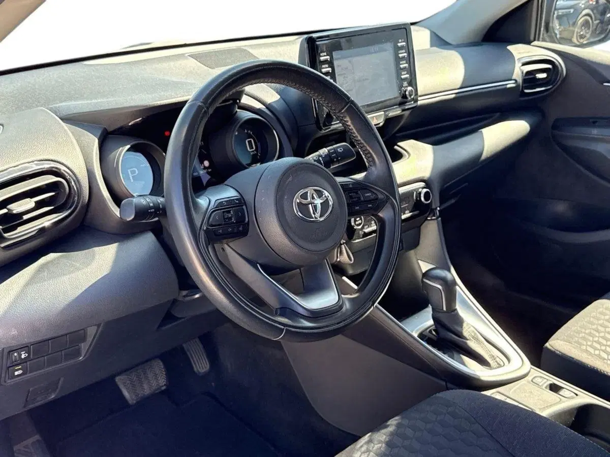 Toyota Yaris usata a Palermo (7)