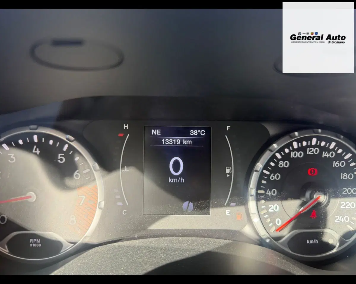 Jeep Renegade usata a Lucca (12)