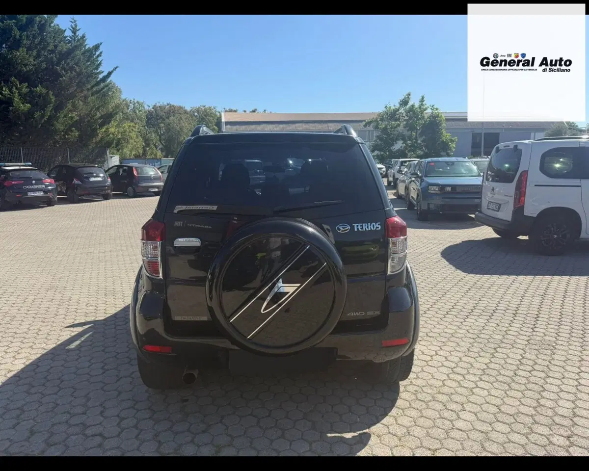 Daihatsu Terios usata a Lucca (6)