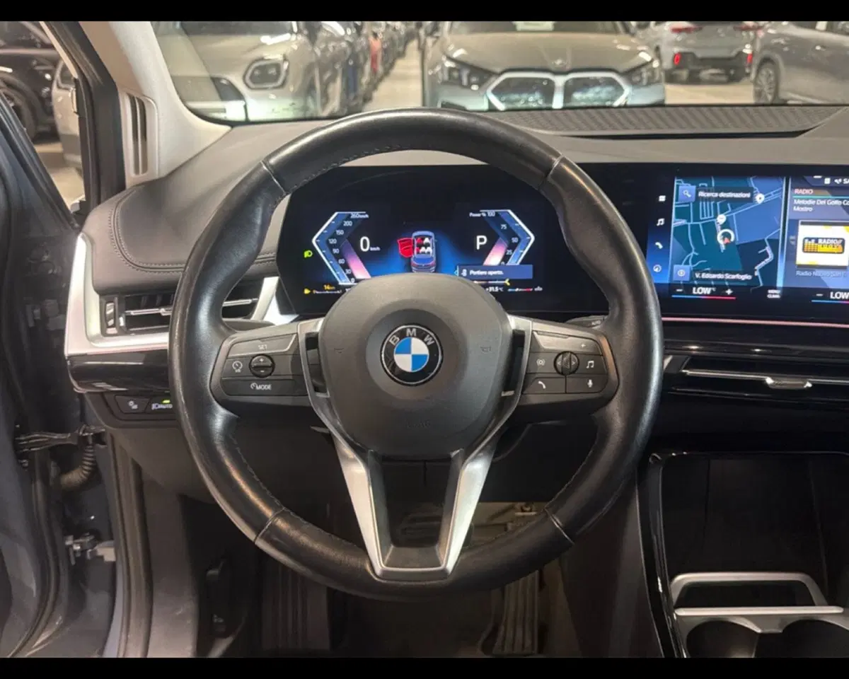 BMW Serie 2 Active Tourer usata a Napoli (15)