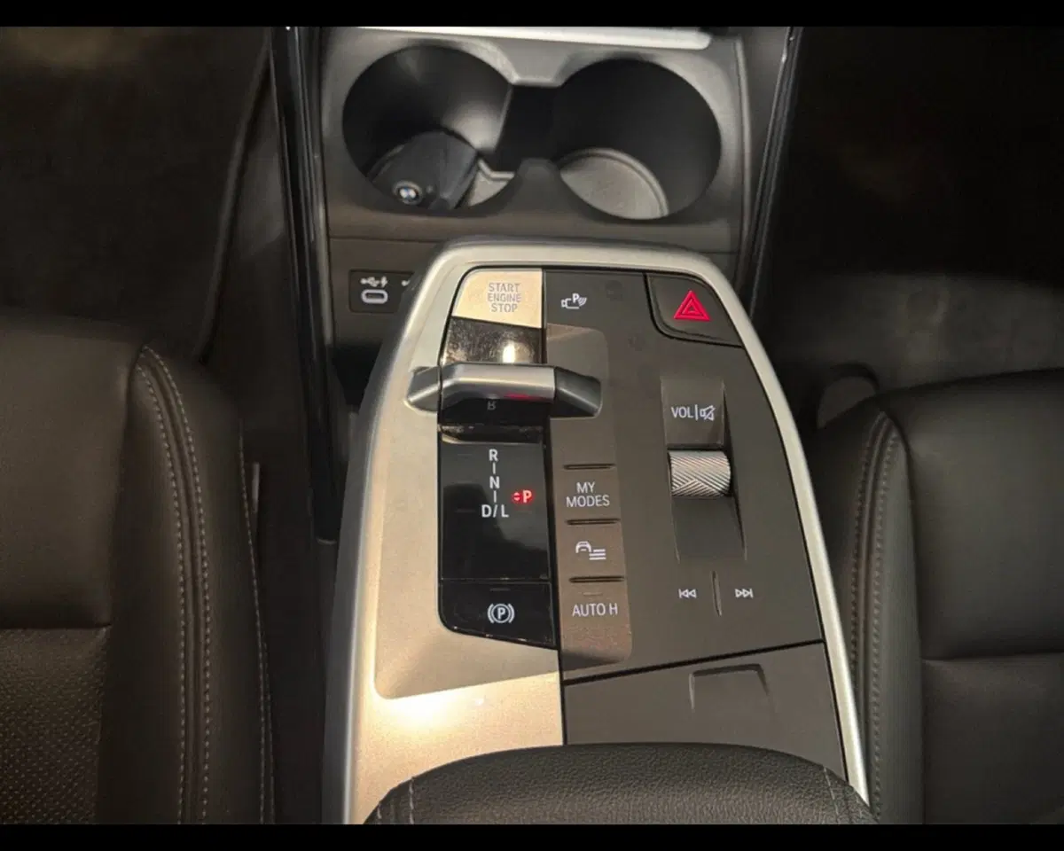 BMW Serie 2 Active Tourer usata a Napoli (19)
