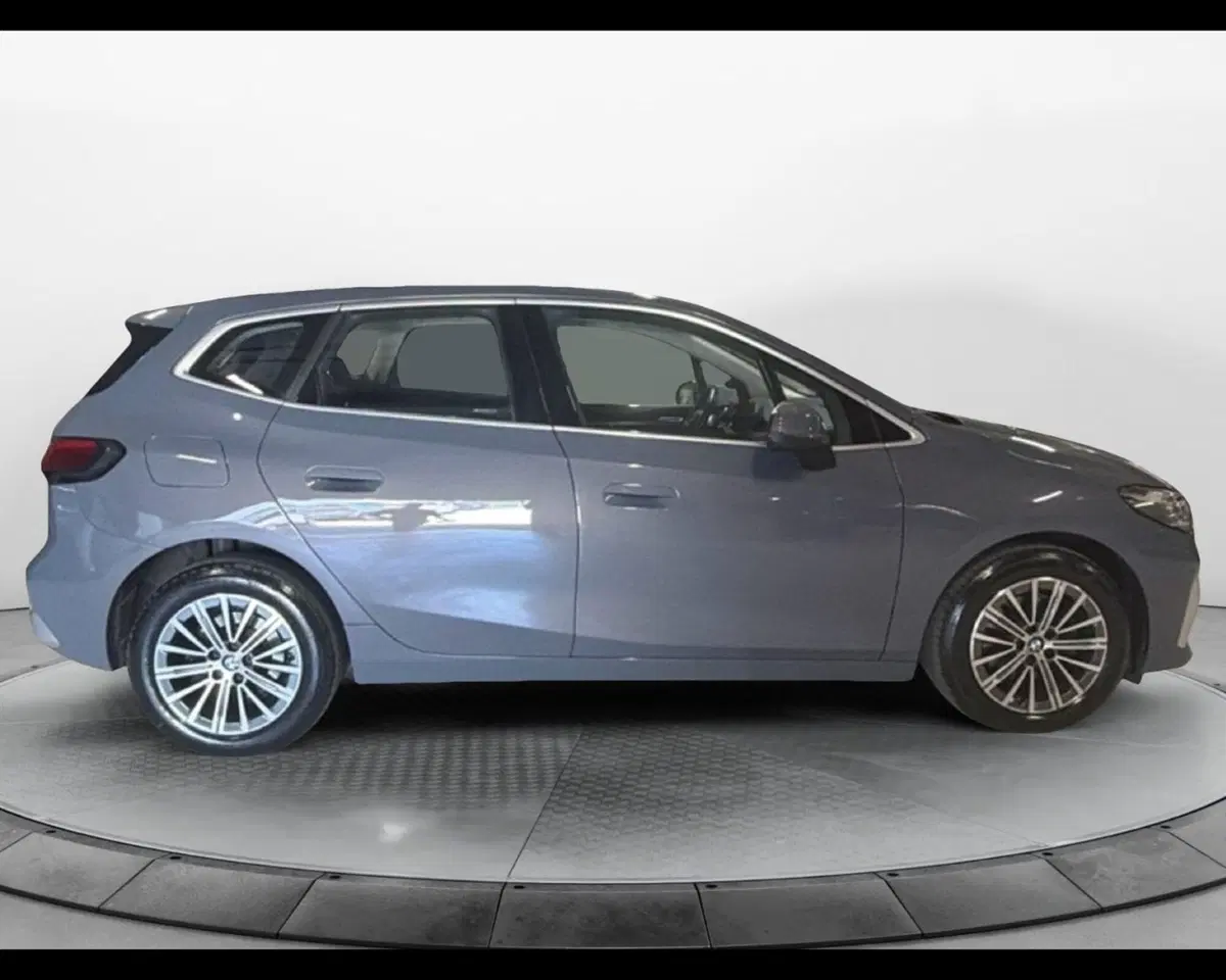 BMW Serie 2 Active Tourer usata a Napoli (5)