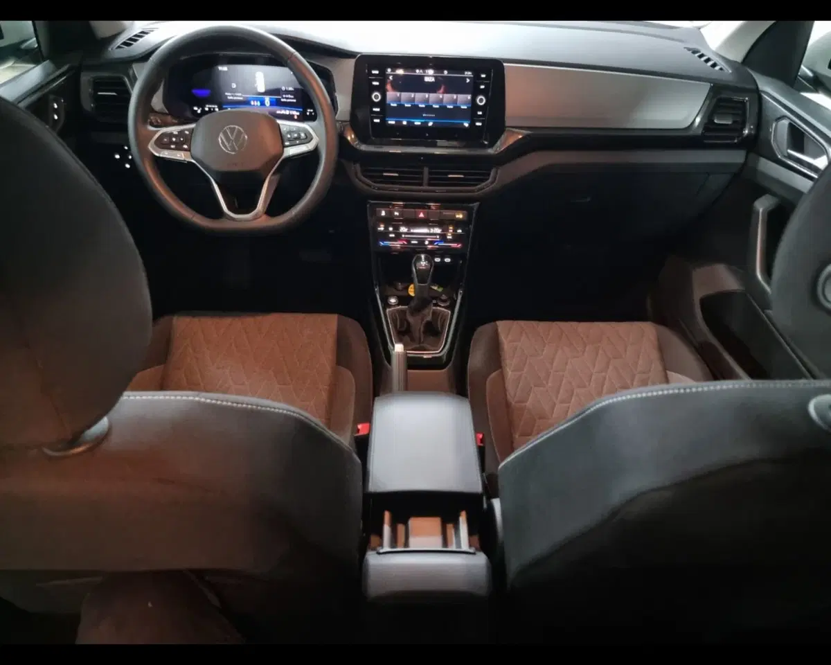 Volkswagen T-Cross usata a Caserta (19)