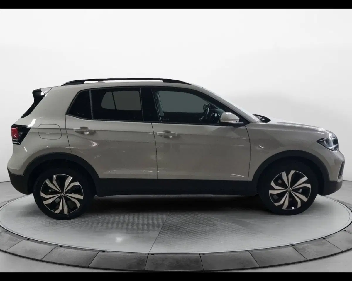 Volkswagen T-Cross usata a Caserta (4)