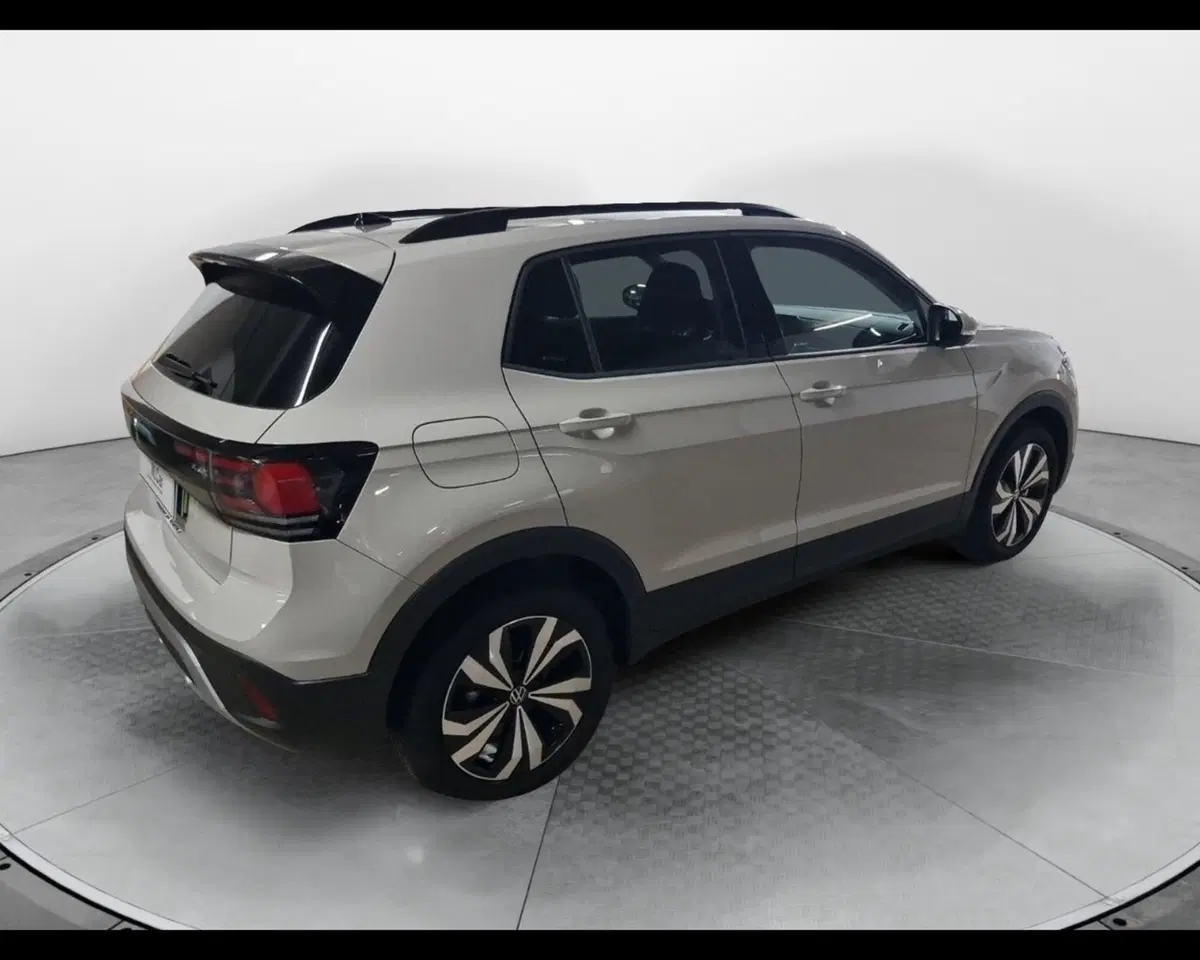 Volkswagen T-Cross usata a Caserta (5)