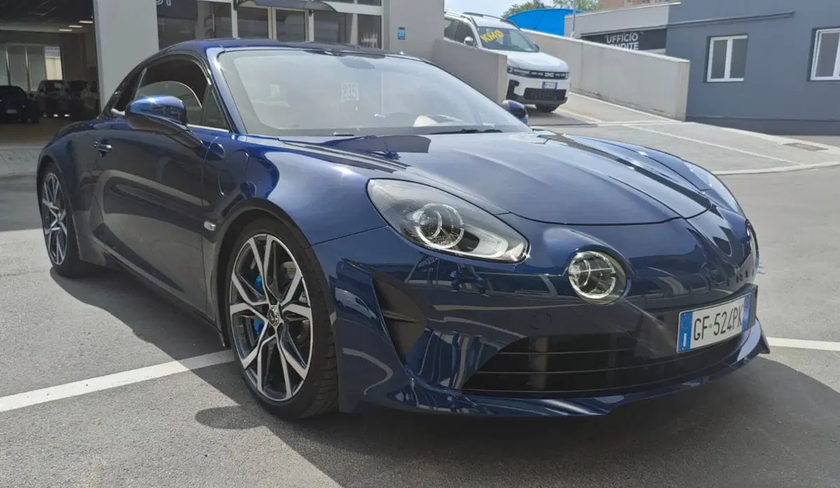Alpine A110 usata a Torino (2)