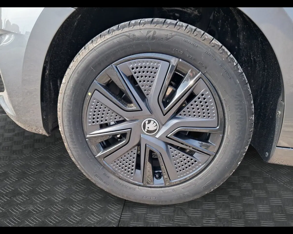 Skoda Fabia nuova a Ravenna (9)