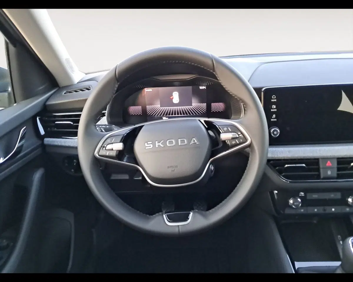 Skoda Kamiq nuova a Ravenna (14)