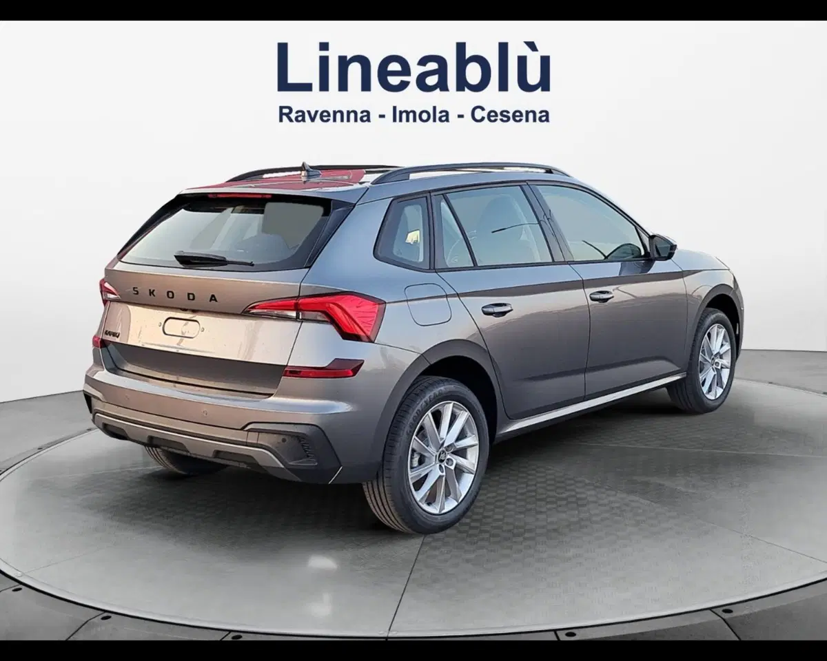 Skoda Kamiq nuova a Ravenna (4)