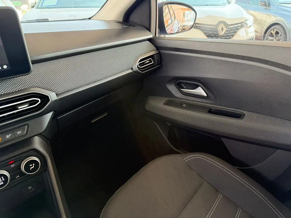 Dacia Sandero usata a Brescia (13)