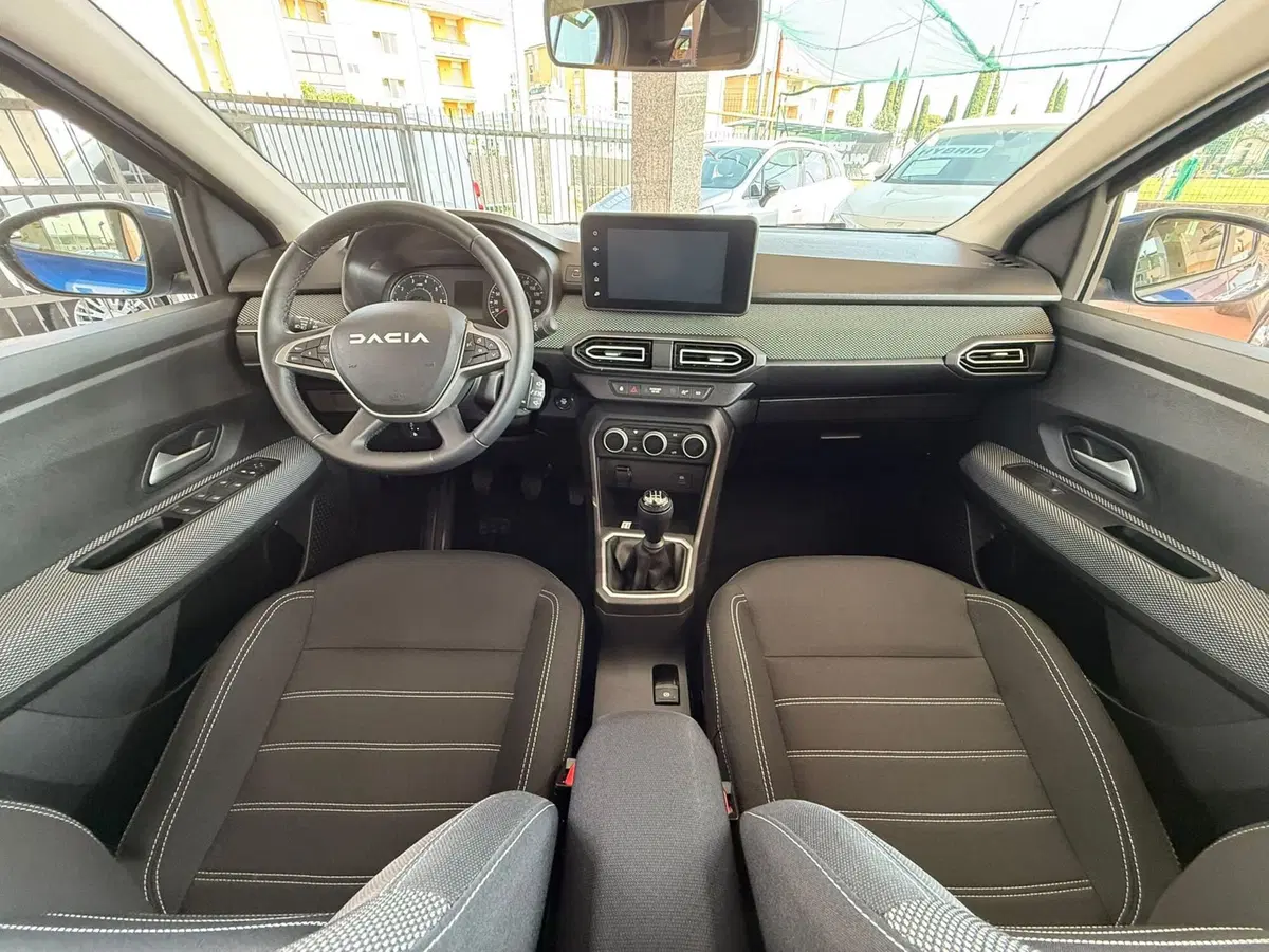 Dacia Sandero usata a Brescia (8)