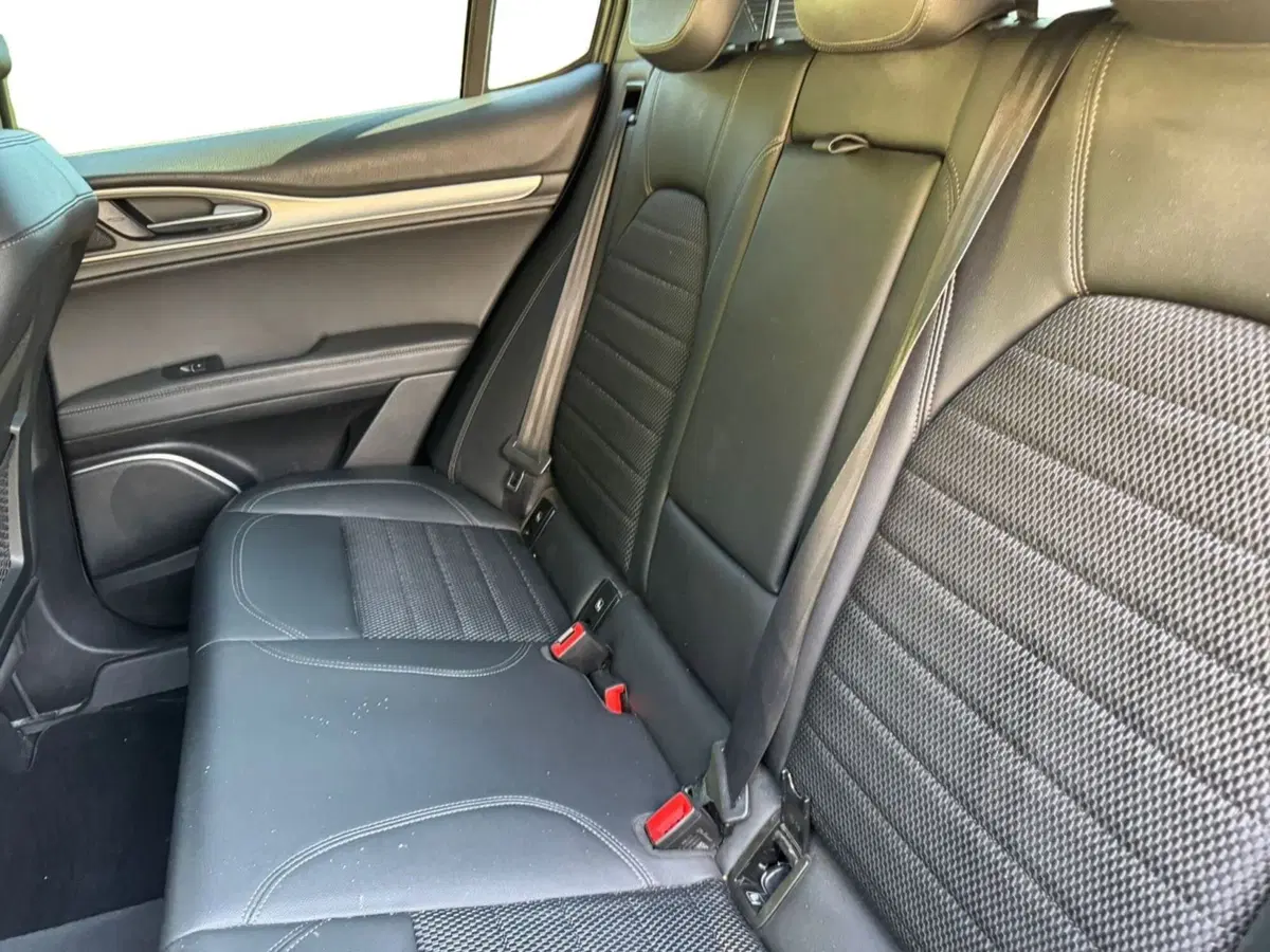 Alfa Romeo Stelvio usata a Salerno (8)
