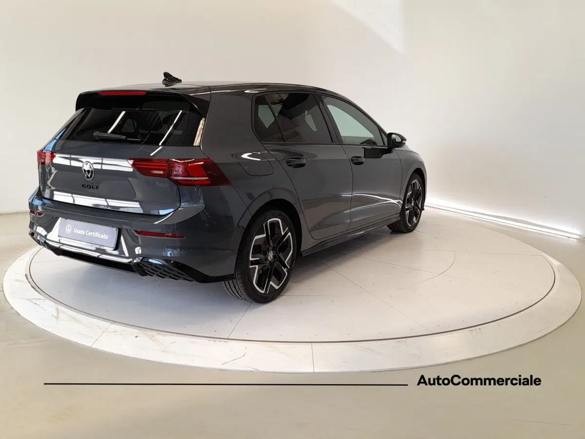 Volkswagen Golf nuova a Bologna (6)