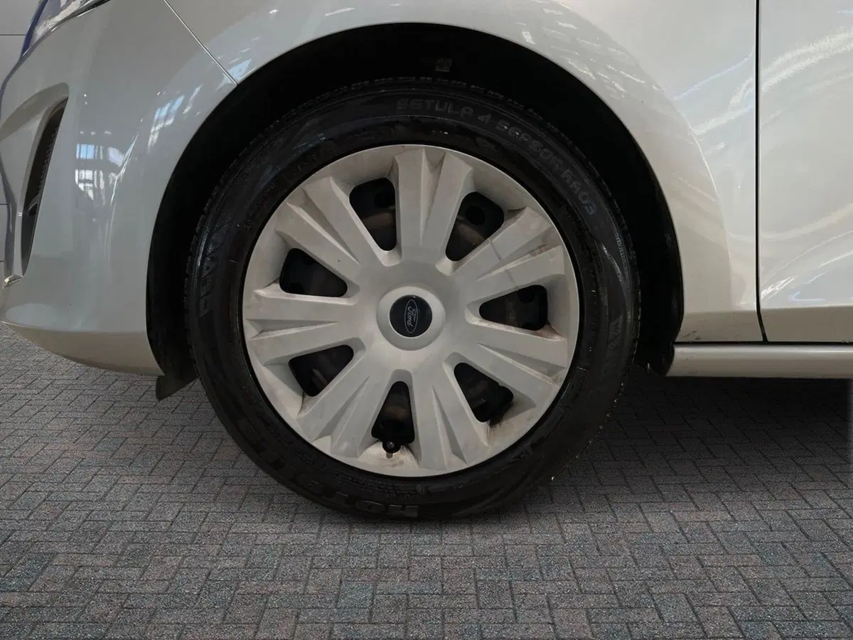 Ford Fiesta usata a Prato (6)