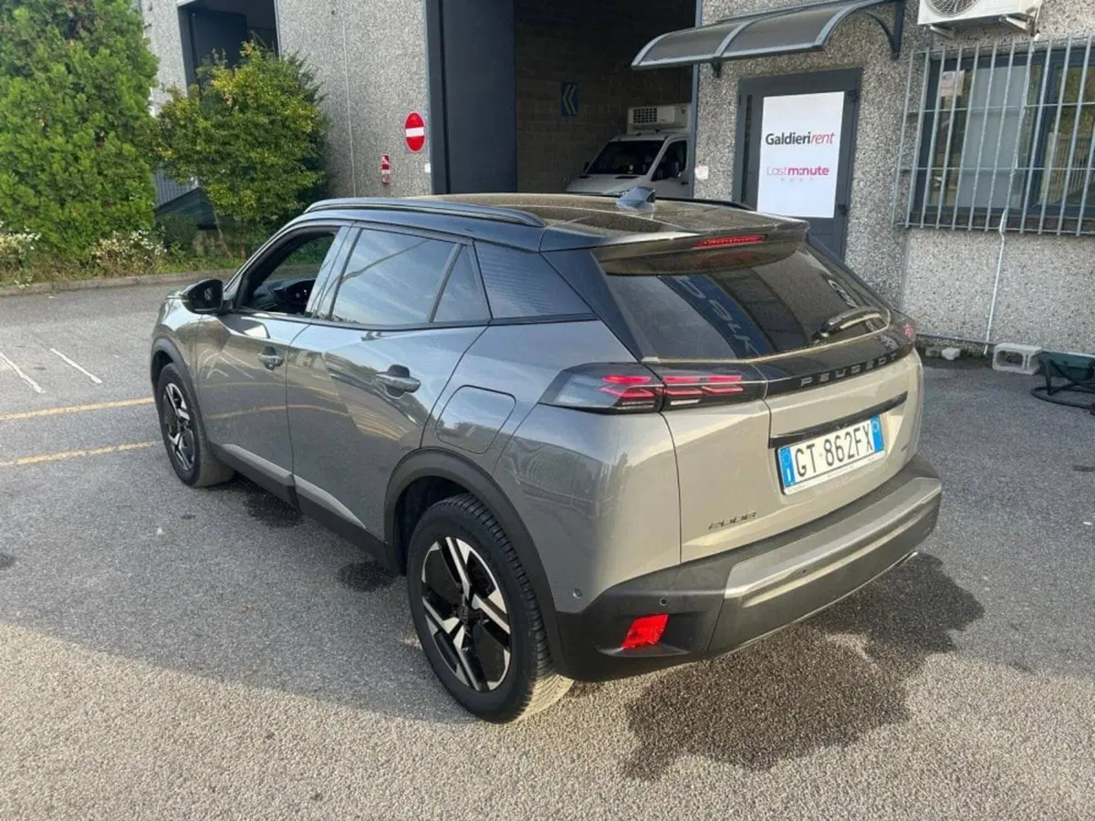 Peugeot 2008 usata a Salerno (10)