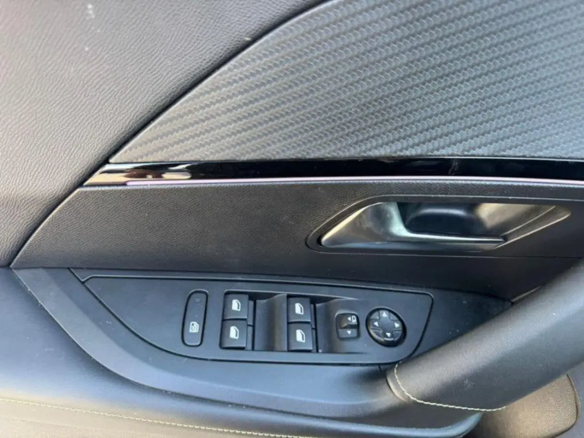 Peugeot 2008 usata a Salerno (14)