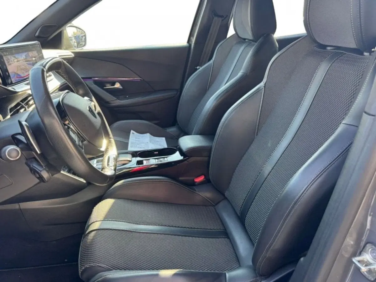 Peugeot 2008 usata a Salerno (6)