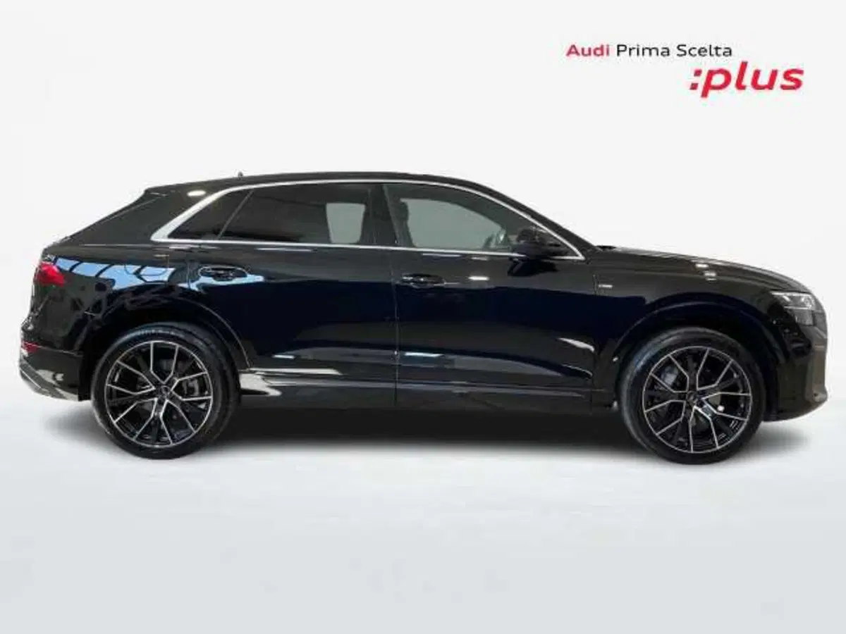 Audi Q8 usata a Prato (12)