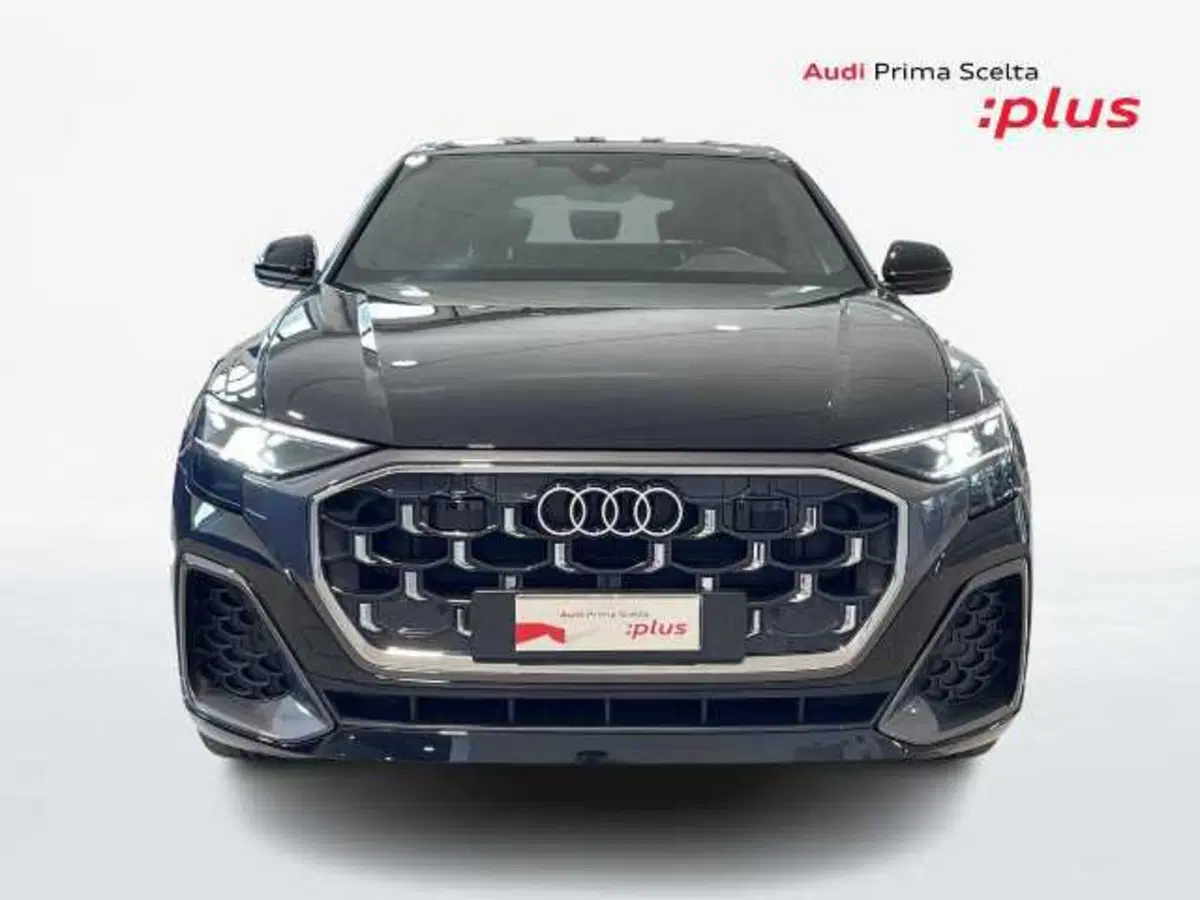 Audi Q8 usata a Prato (13)