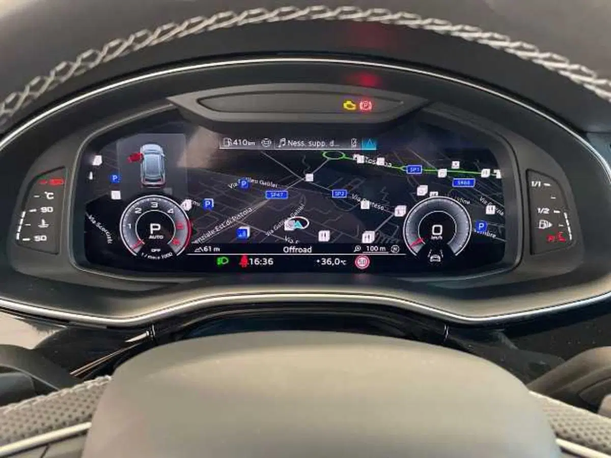 Audi Q8 usata a Prato (15)