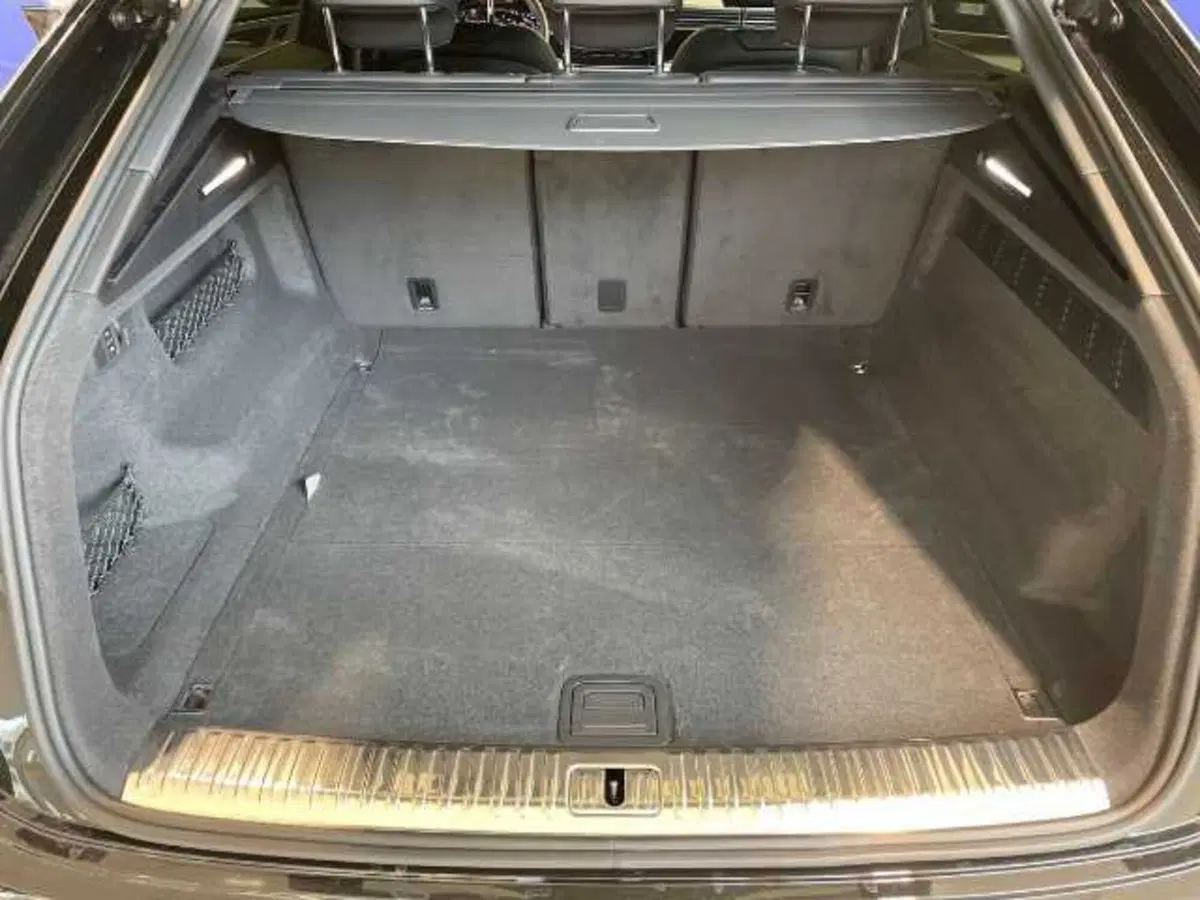 Audi Q8 usata a Prato (17)