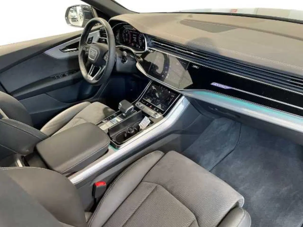 Audi Q8 usata a Prato (3)