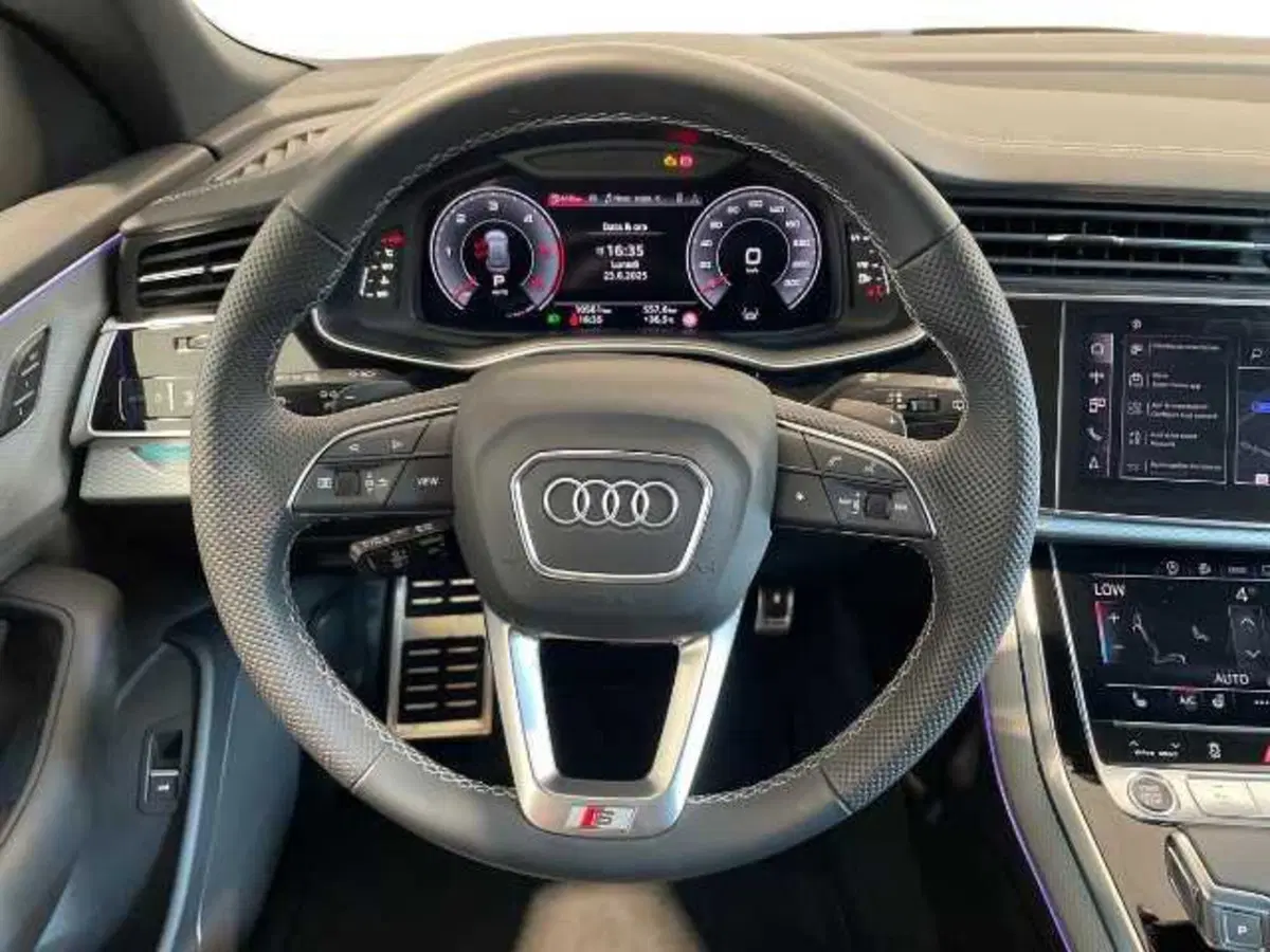 Audi Q8 usata a Prato (4)