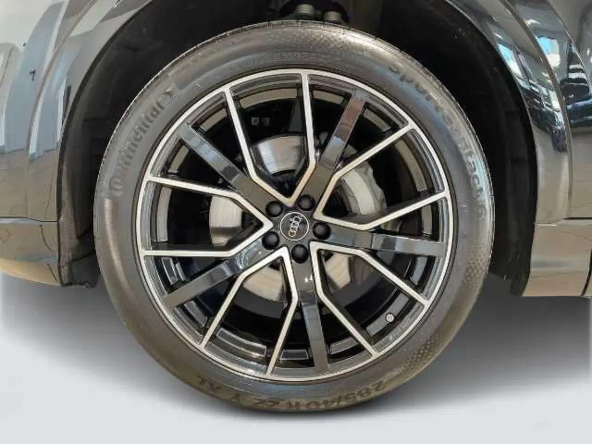 Audi Q8 usata a Prato (7)