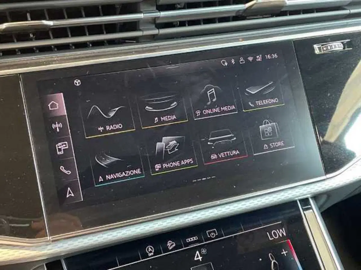 Audi Q8 usata a Prato (8)