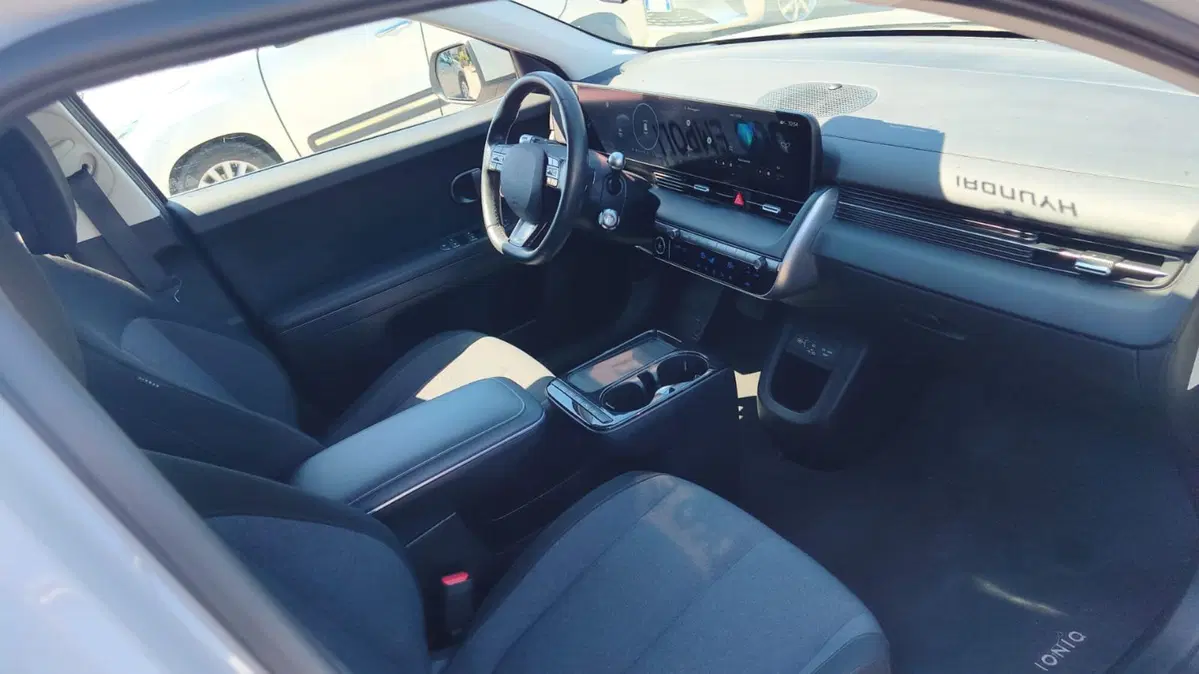 Hyundai Ioniq 5 usata a Firenze (11)