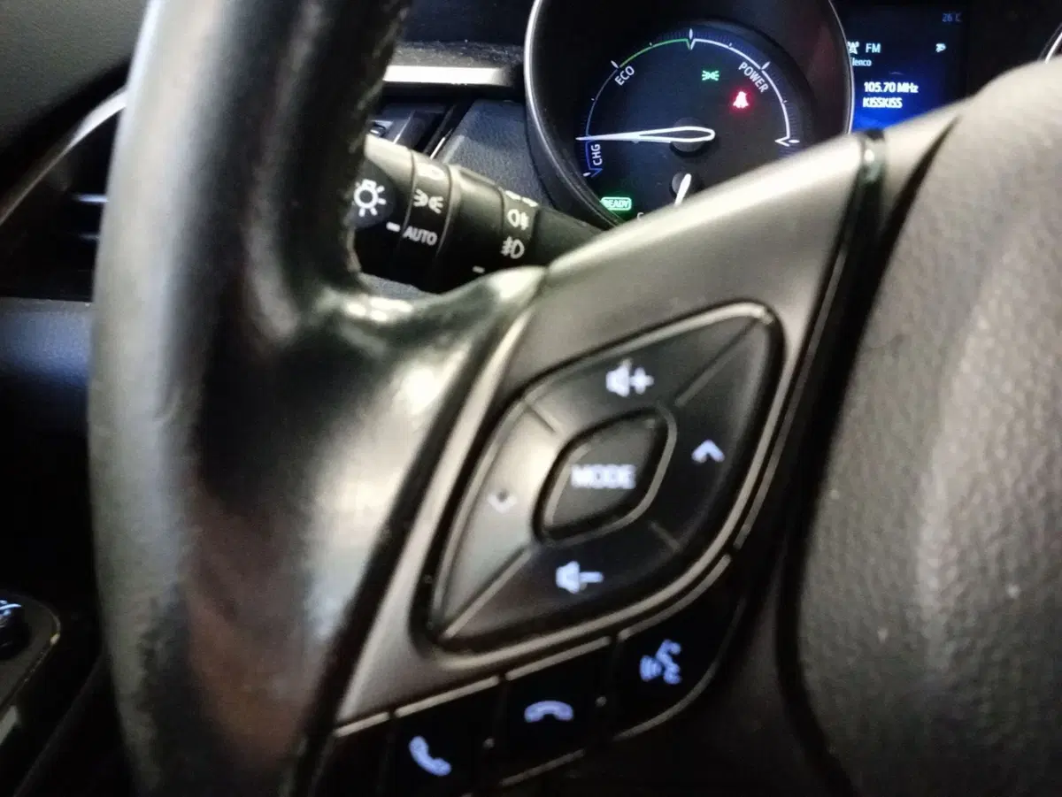 Toyota Toyota C-HR usata a Rimini (11)