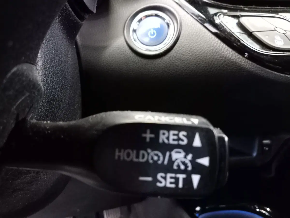 Toyota Toyota C-HR usata a Rimini (9)